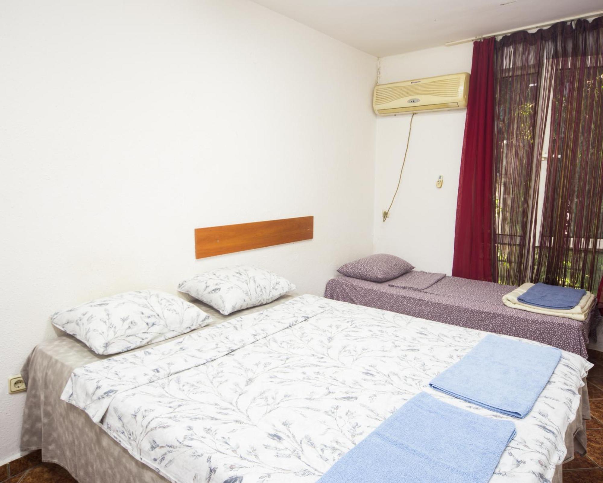 דירות בורגאס Center - Basic Flat - 10 Min To The Beach מראה חיצוני תמונה
